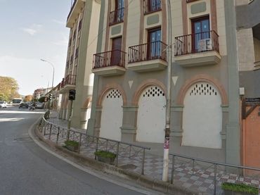 Local comercial en venta en Calle Real 78