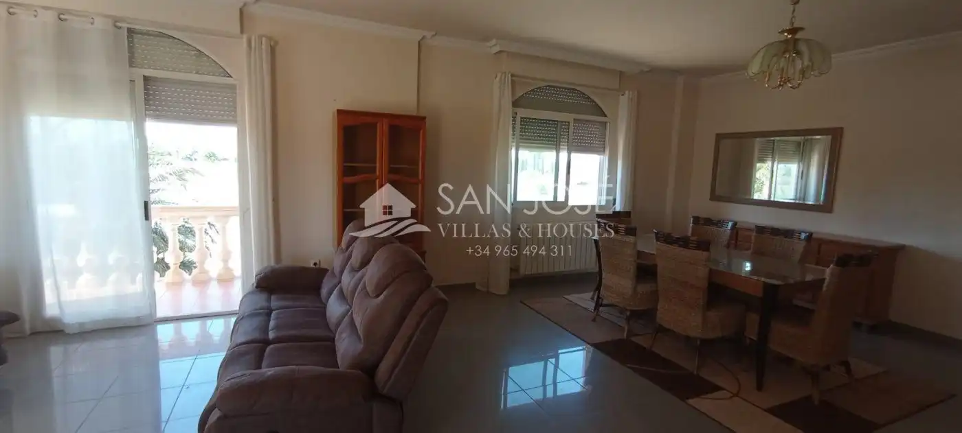 Sala de estar de Casa o chalet en venta en Crevillent con Aire acondicionado, Calefacción y Jardín privado