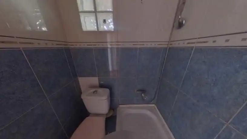 Bathroom of Flat for sale in Cornellà de Llobregat