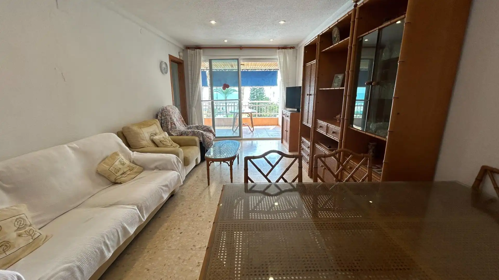 Sala de estar de Apartamento en venta en Cullera con Terraza, Amueblado y Balcón