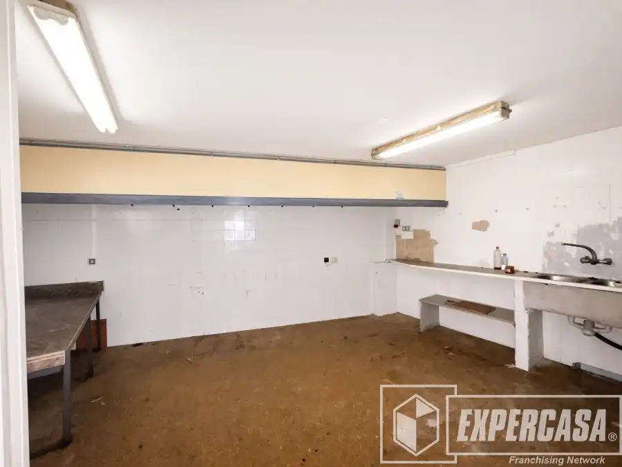 Garage for rent in Valencia