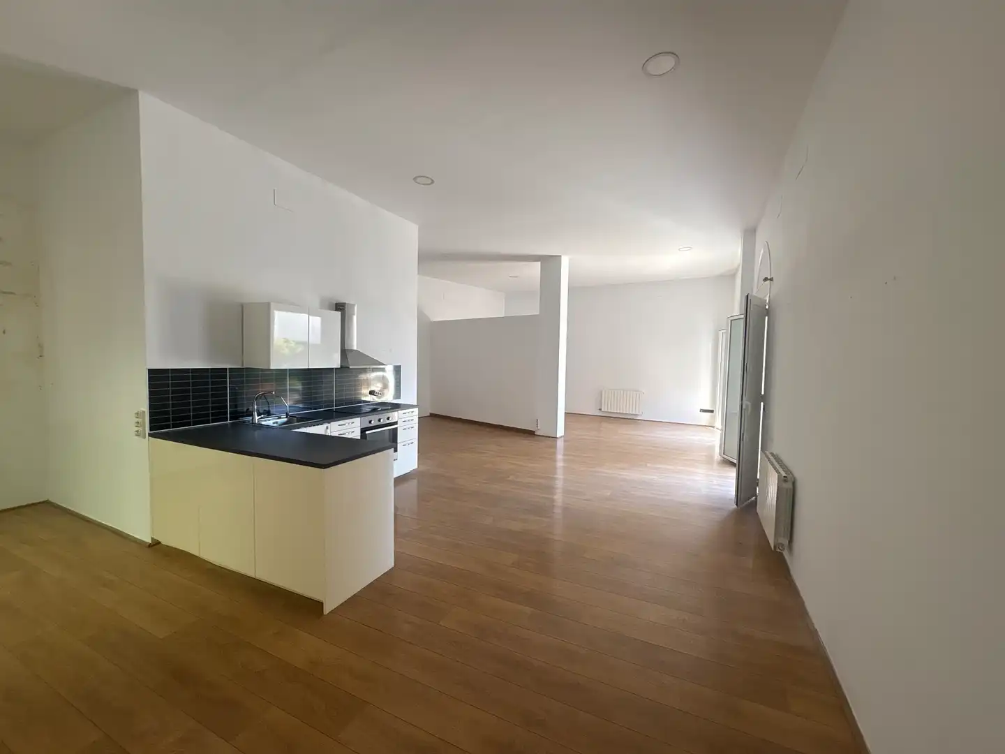 Cuina de Pis de lloguer en Vilafranca del Penedès amb Calefacció, Parquet i Terrassa