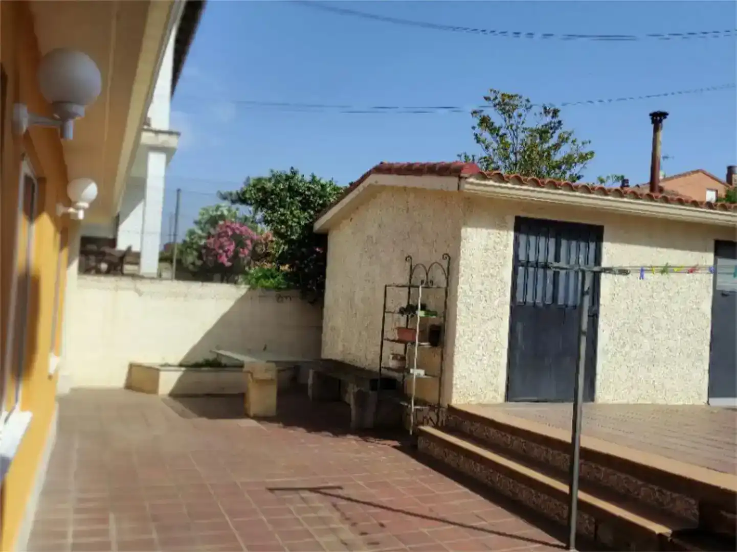 Terrassa de Casa o xalet en venda en Dueñas amb Jardí privat, Parquet i Traster
