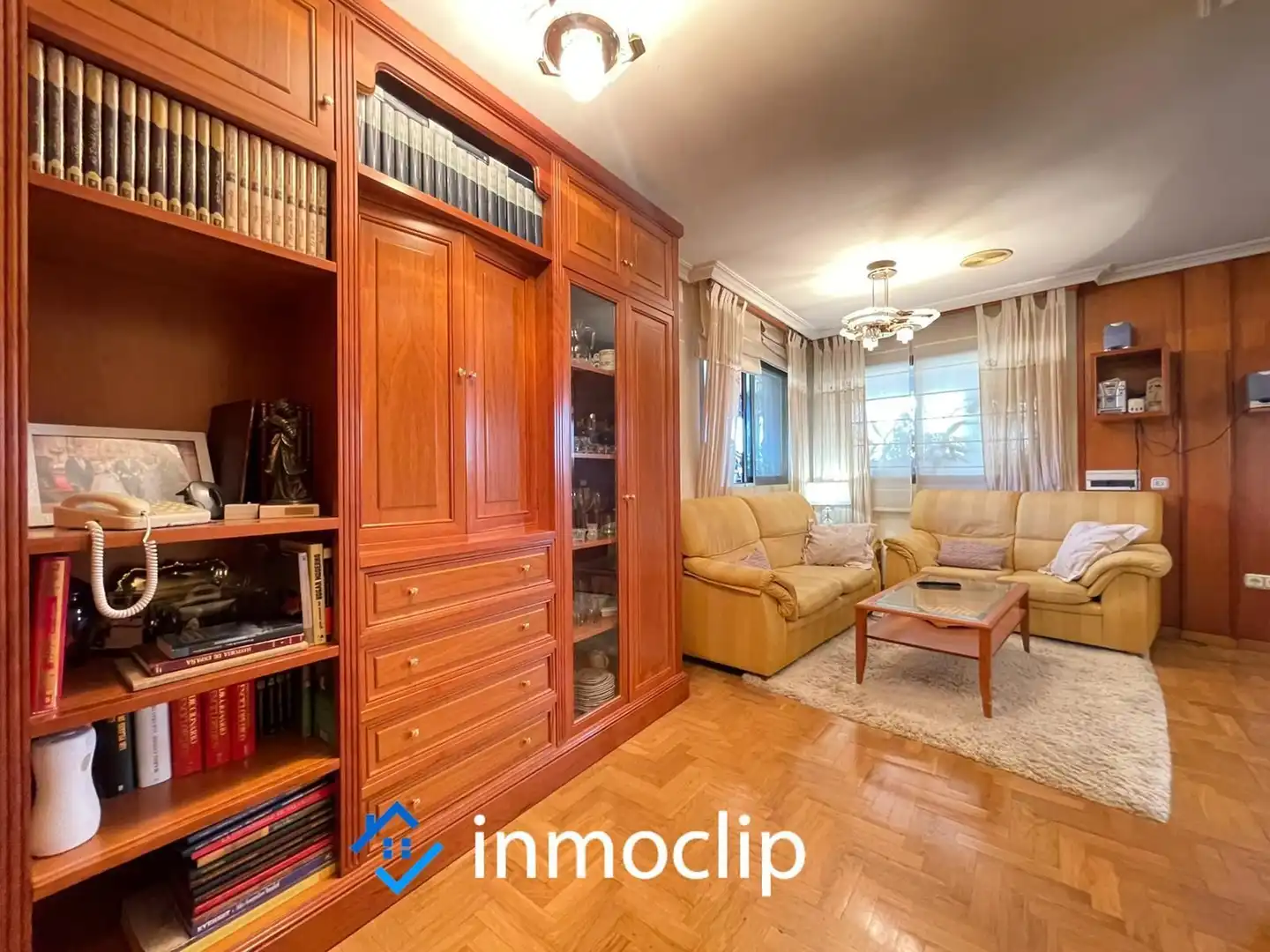 Sala de estar de Ático en venta en Salamanca con Calefacción y Terraza
