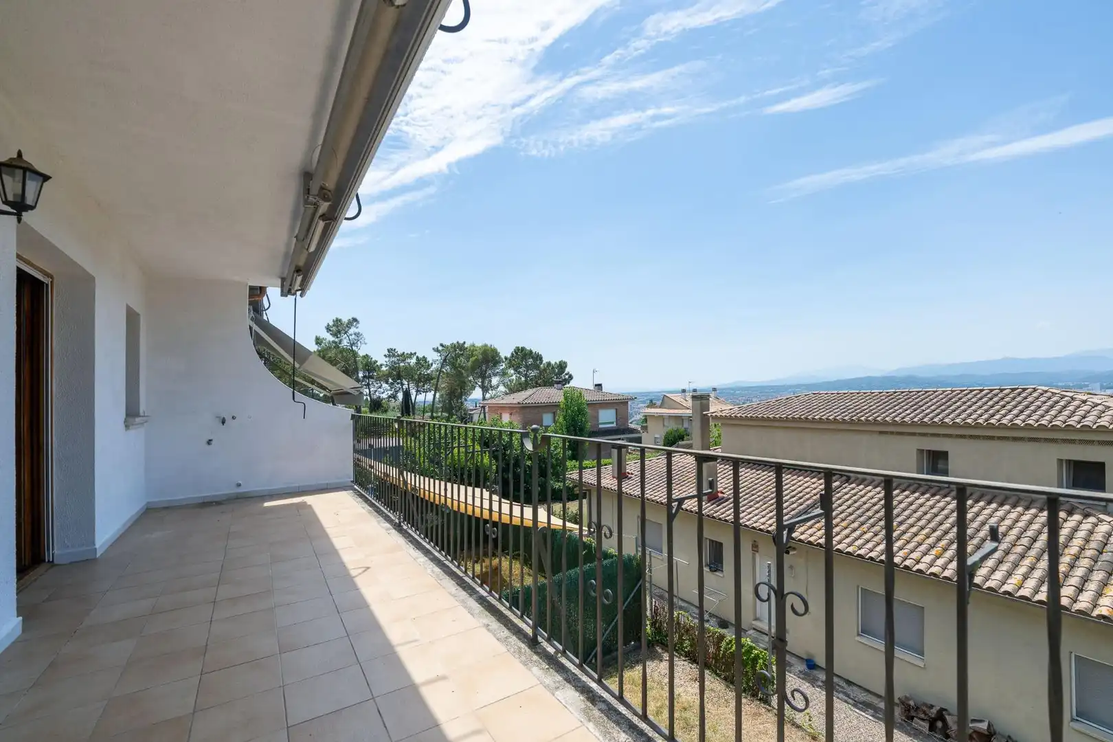 Houses for rent in ABAT ESCARRE, Montjuïc