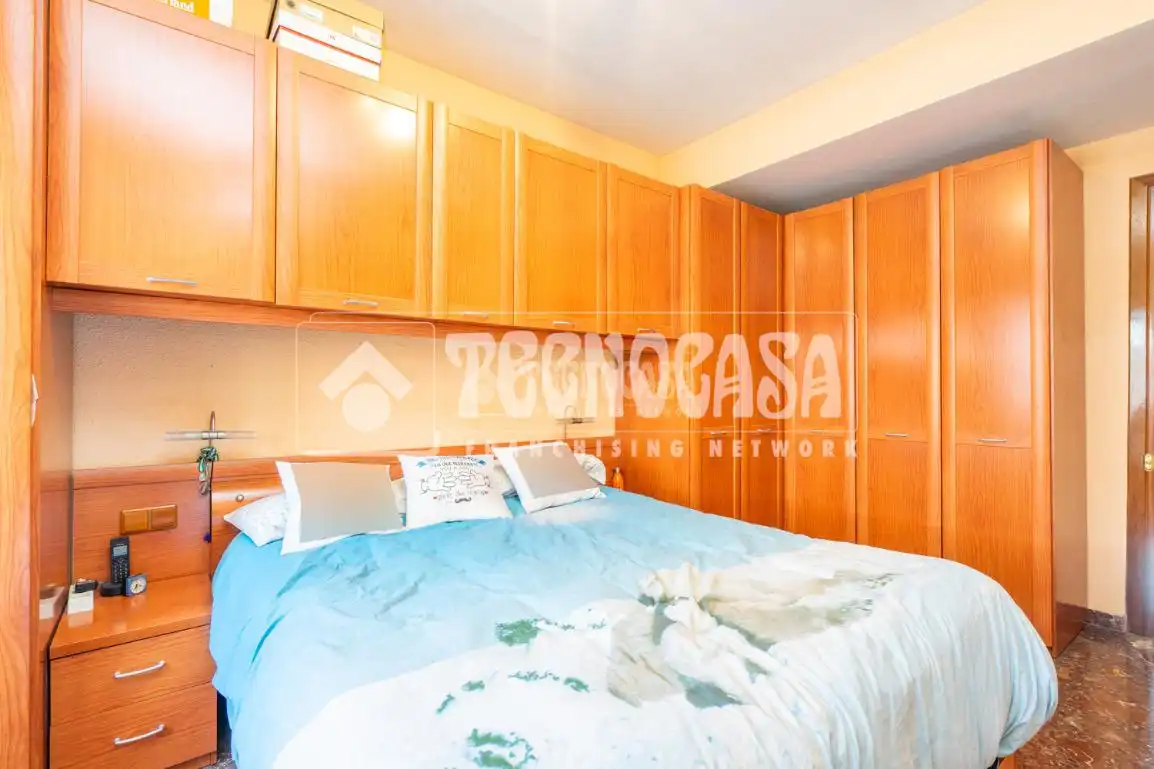 Habitación de Casa adosada en venta en Colmenar Viejo con Calefacción, Terraza y Balcón