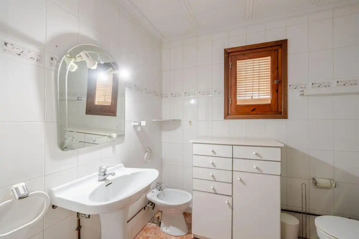 Bathroom of Houses for sale in Mutxamel  with Heating, Terrace and Furnished