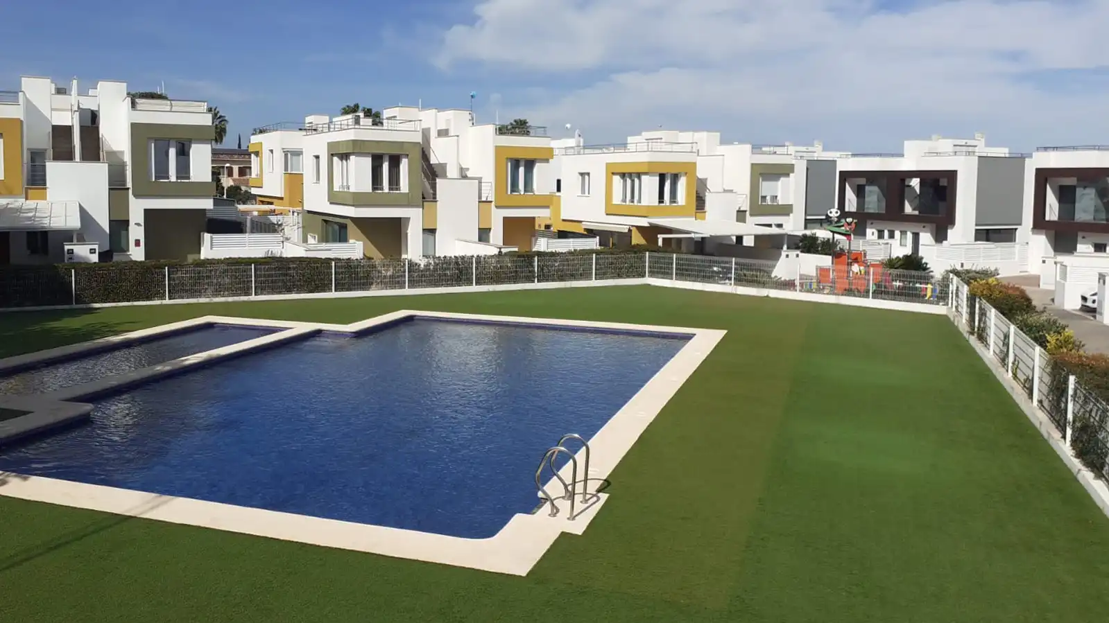 Swimming pool of Houses for sale in Dénia  with Air Conditioner, Heating and Private garden