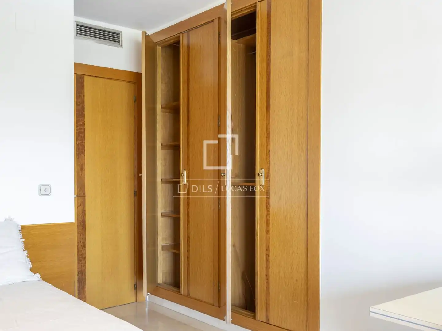 Schlafzimmer von Wohnung zur Miete in Gandesa mit Klimaanlage, Heizung und Privatgarten