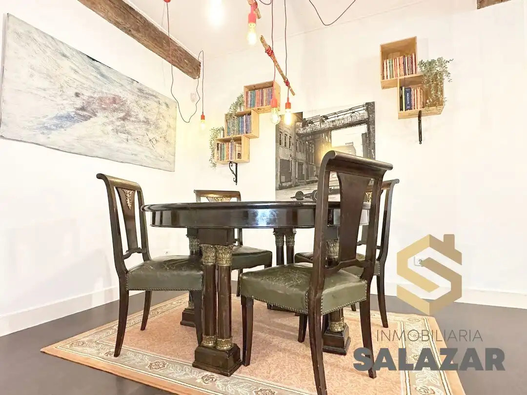 Comedor de Piso en venta en Bilbao  con Calefacción