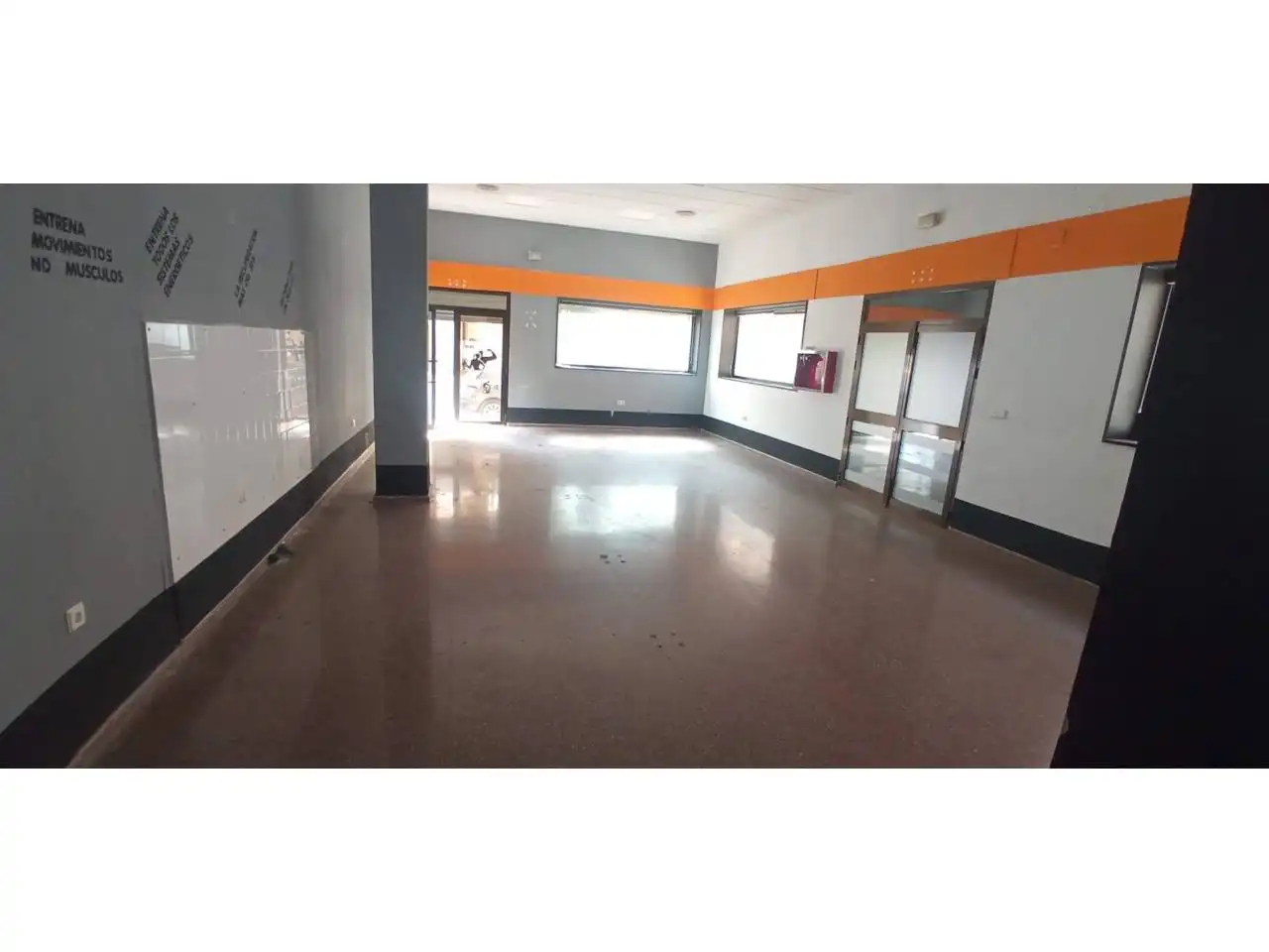 Local comercial en alquiler en Calle Lamberto Amat 10, imagen 6