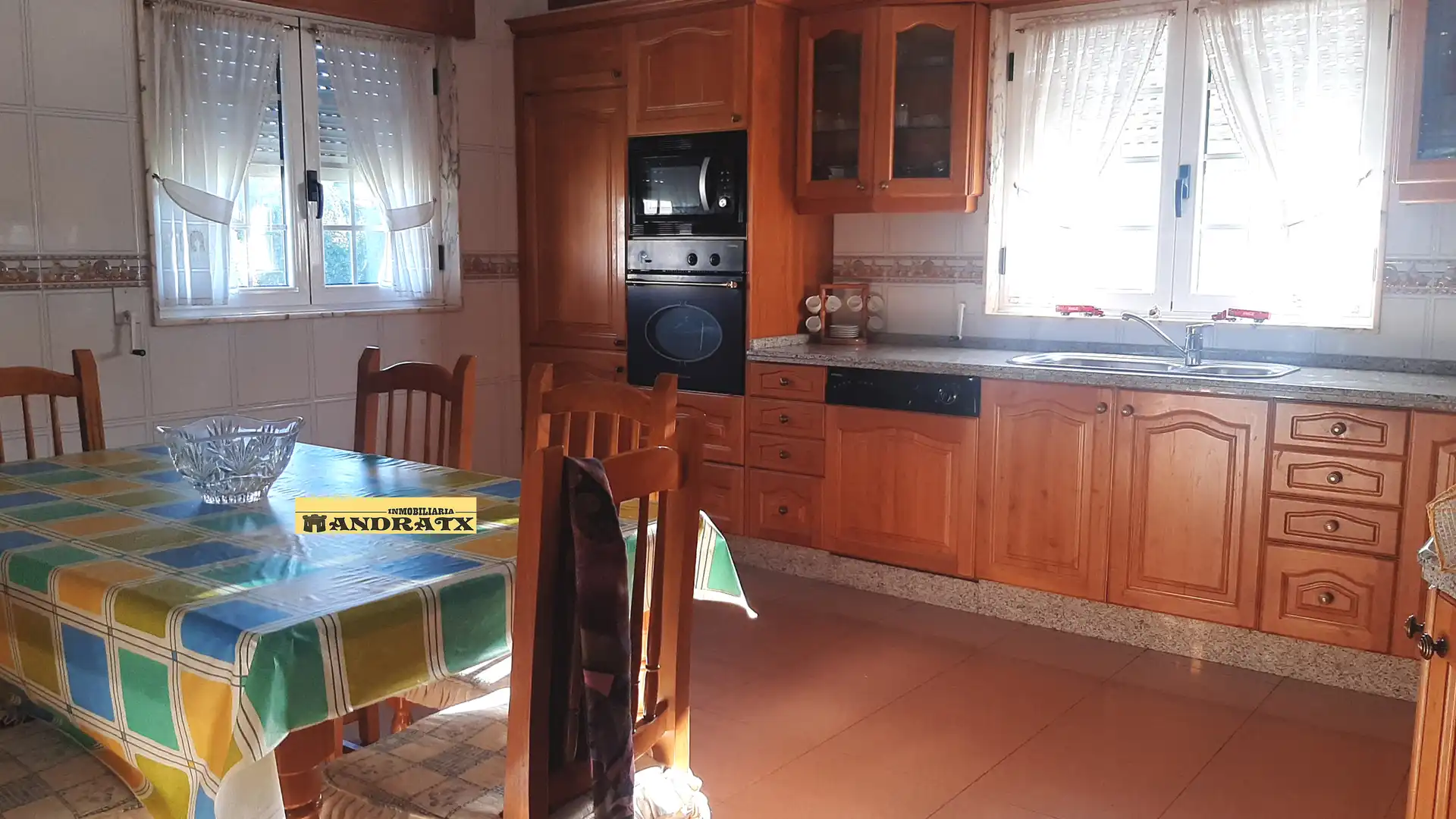 Cuina de Casa o xalet en venda en Ferrol amb Calefacció
