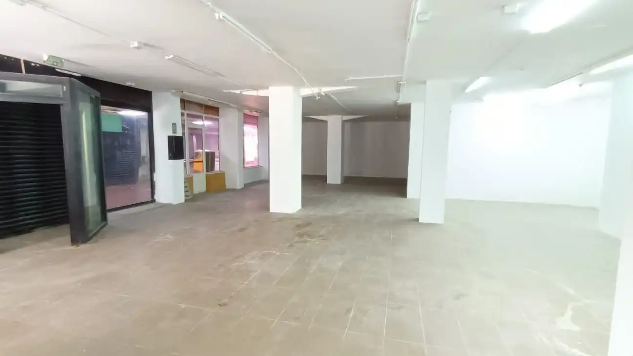 Local comercial en venta en Calle Garcilaso, imagen 16