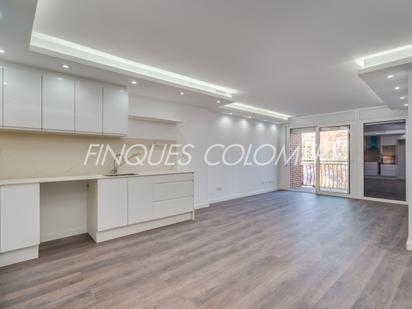 Living room of Flat for sale in Rubí  with Air Conditioner, Heating and Parquet flooring