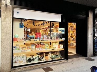 Local comercial en venda a Ensanche - Sar