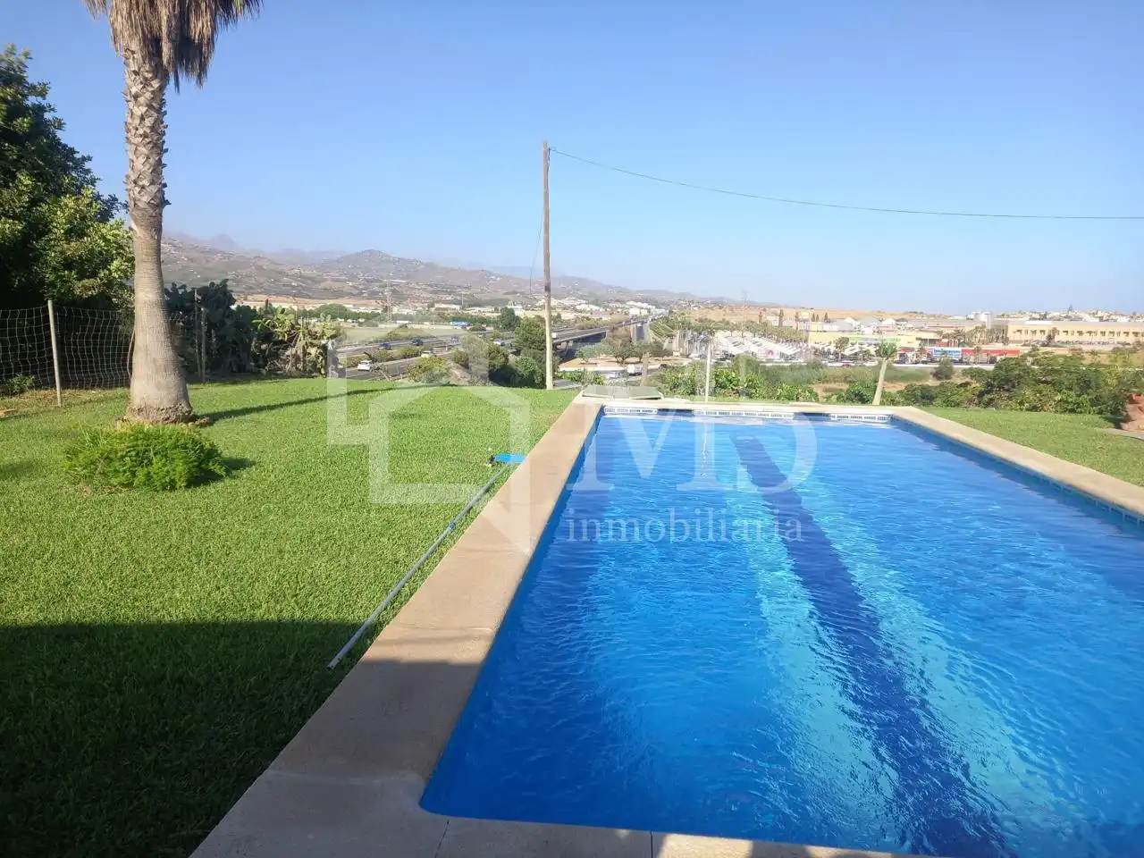Piscina de Finca rústica en venta en Vélez-Málaga con Piscina
