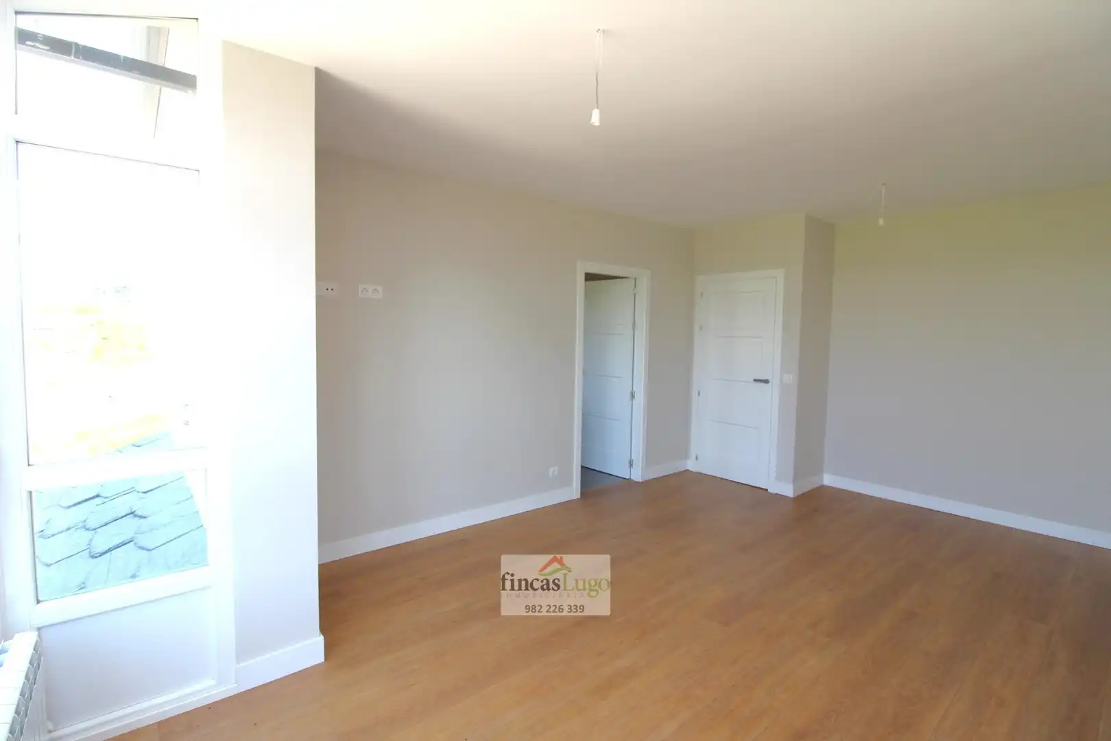 Habitación de Casa o chalet en venta en Lugo con Calefacción, Jardín privado y Terraza