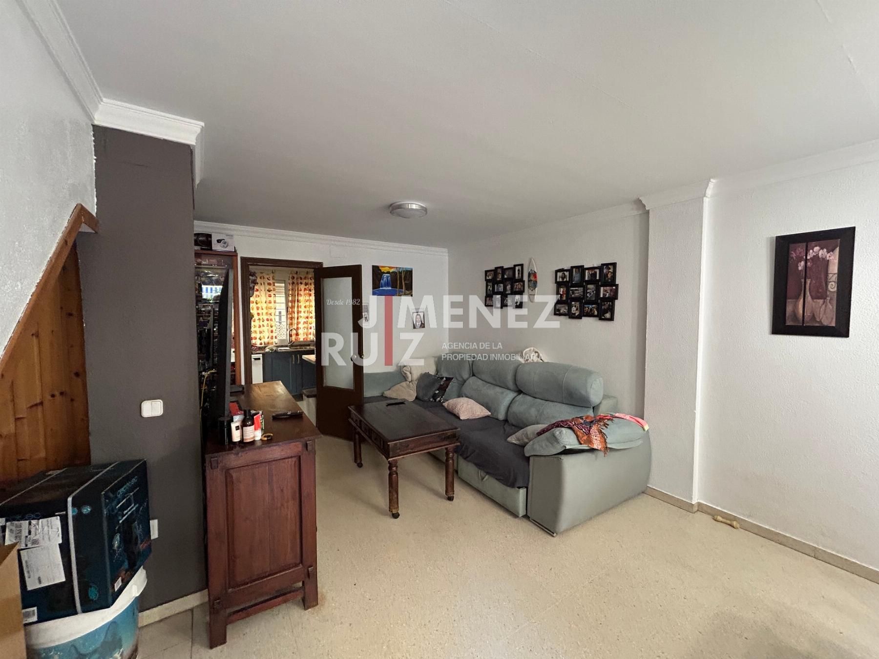 Living room of Flat for sale in El Puerto de Santa María  with Air Conditioner, Terrace and Storage room