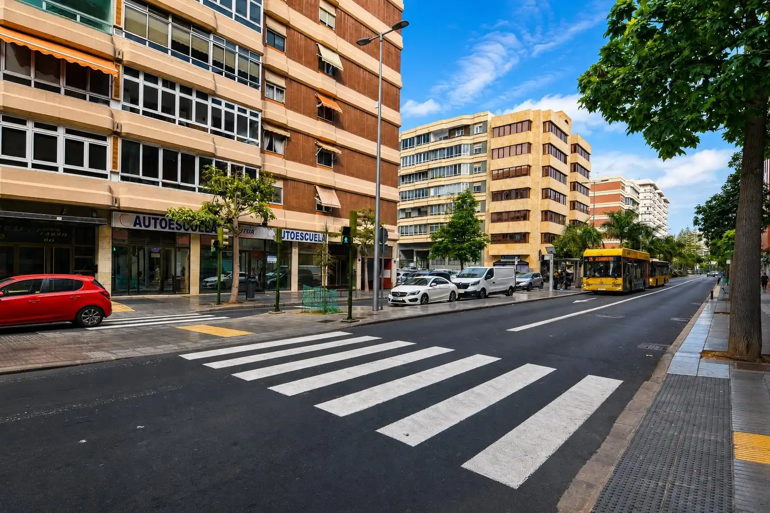 Vista exterior de Ático en venta en Las Palmas de Gran Canaria con Terraza