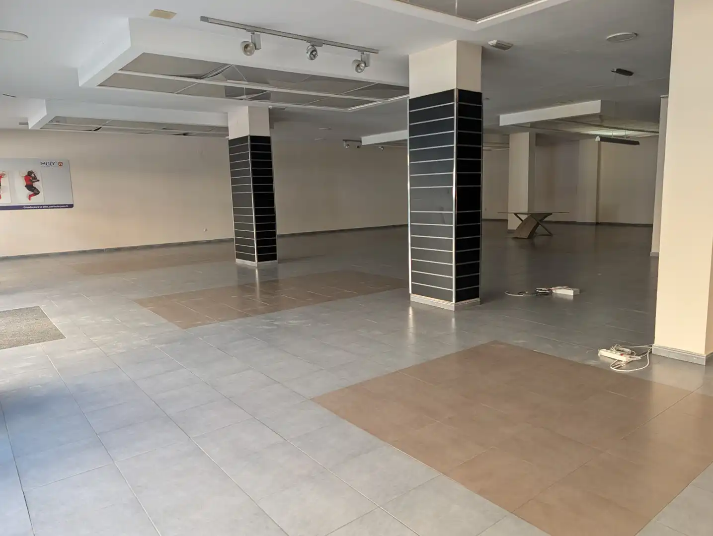 Locale commerciale in vendita a Avinguda del Maestrat 13, imagen 5