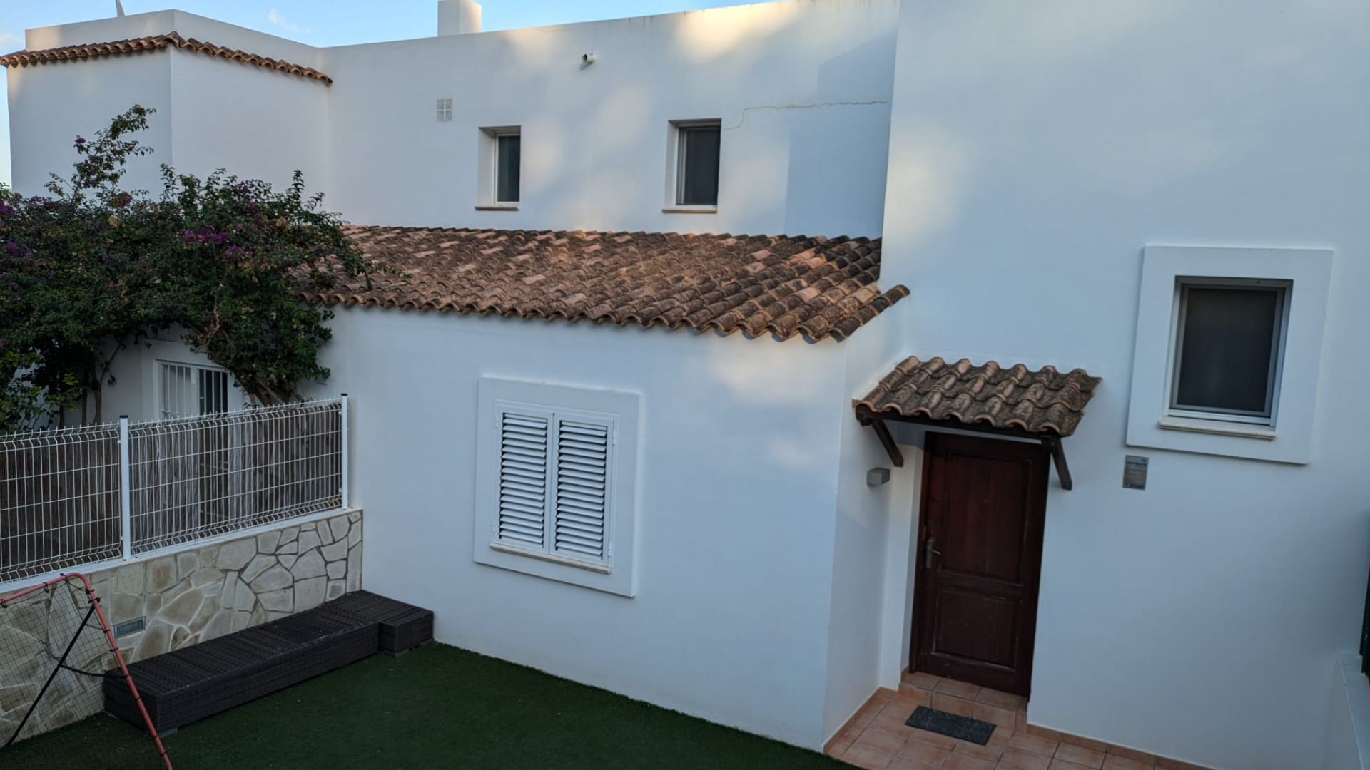 Vista exterior de Casa o xalet en venda en Sant Josep de sa Talaia amb Aire condicionat, Calefacció i Jardí privat