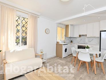 Flat for sale in Avenida de la Malvarrosa
