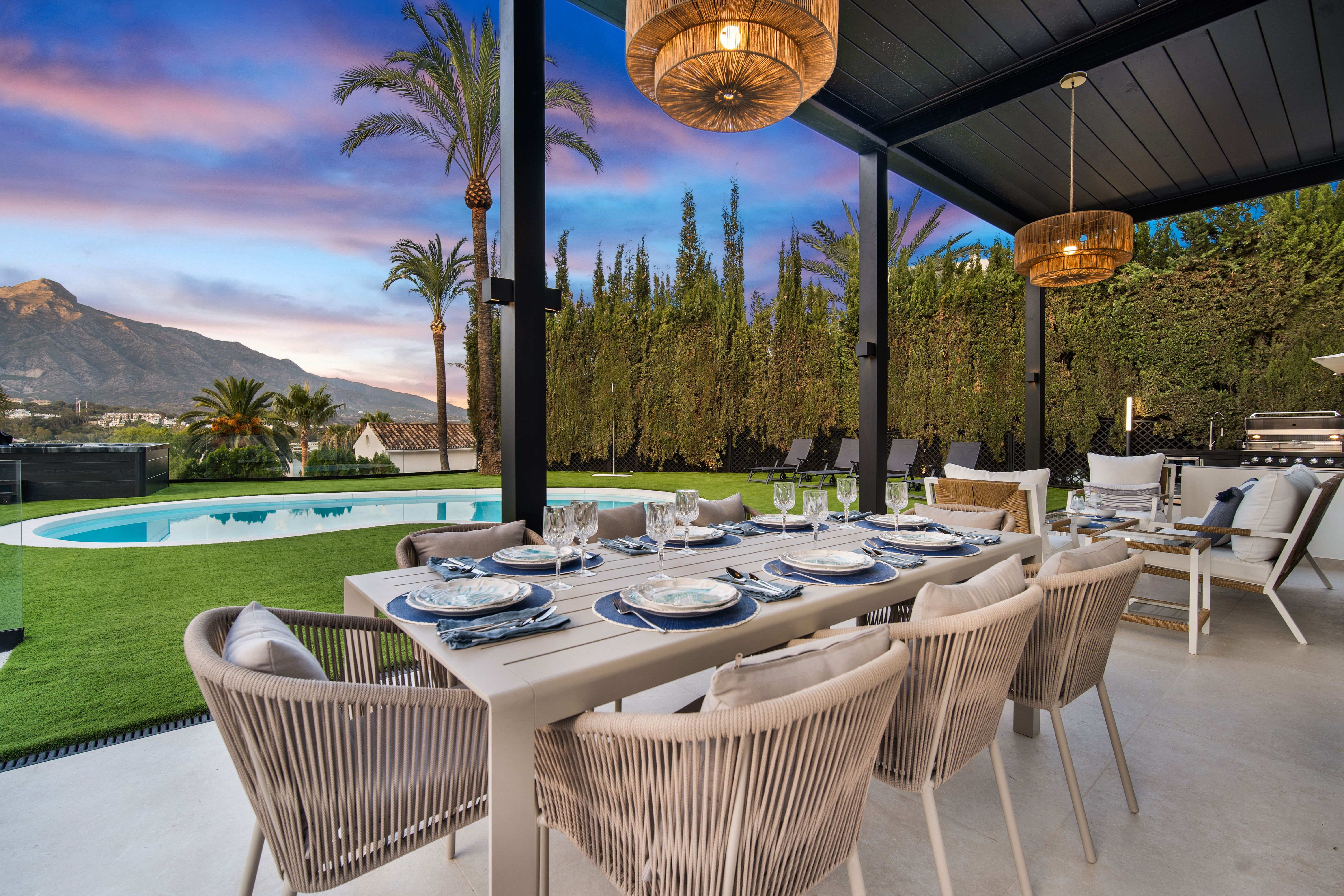 Terrace of House or chalet to rent in Marbella  with Air Conditioner, Heating and Private garden
