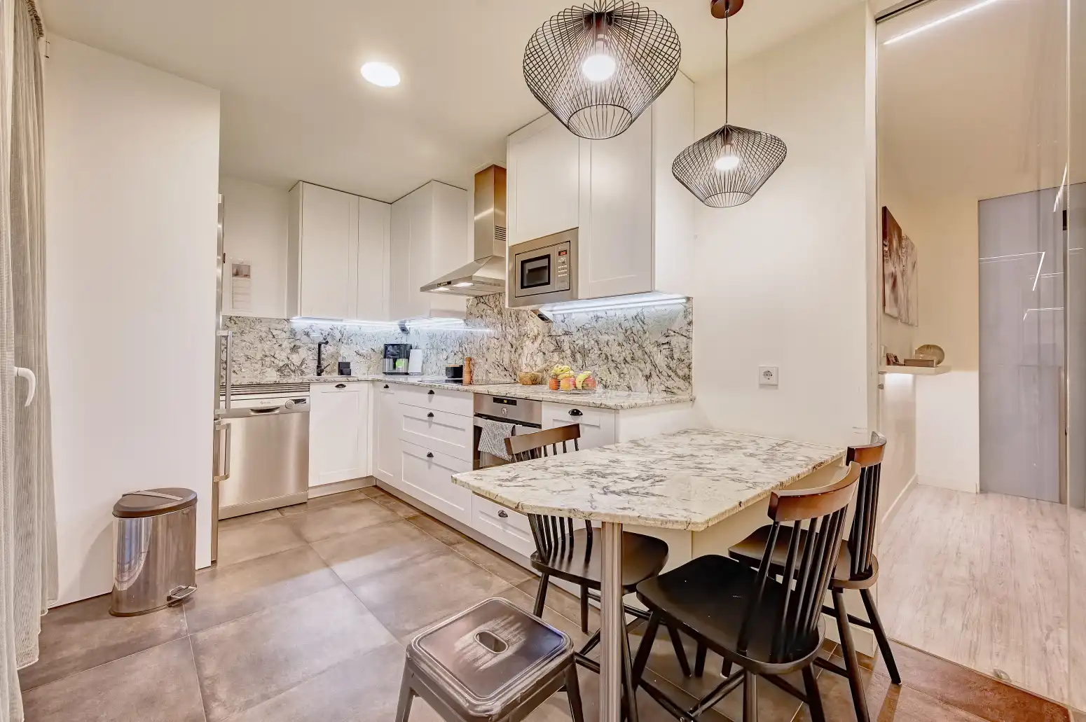 Cocina de Piso en venta en  Pamplona / Iruña con Calefacción, Parquet y Amueblado