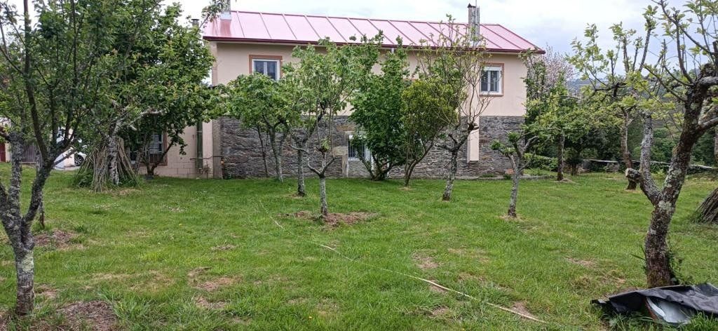 Exterior view of House or chalet for sale in Monfero  with Heating, Private garden and Storage room