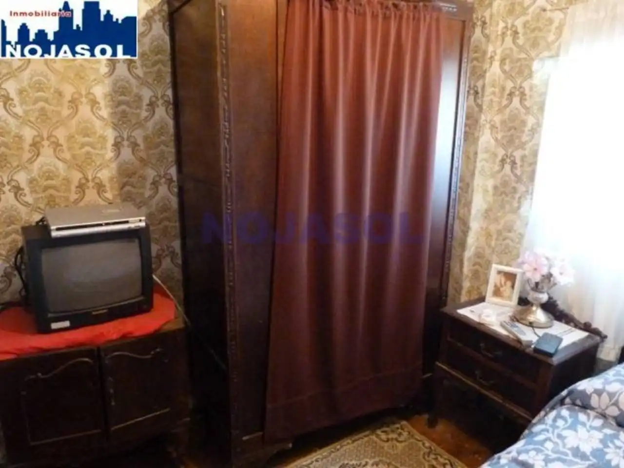Dormitori de Casa adosada en venda en Escalante amb Moblat