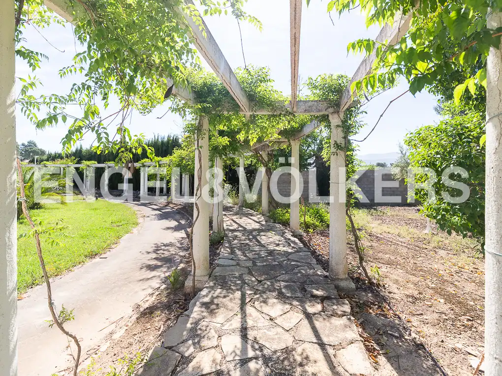 Houses for sale in Ontinyent  with Air Conditioner, Heating and Private garden
