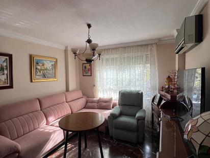 Living room of House or chalet for sale in  Granada Capital  with Air Conditioner and Balcony