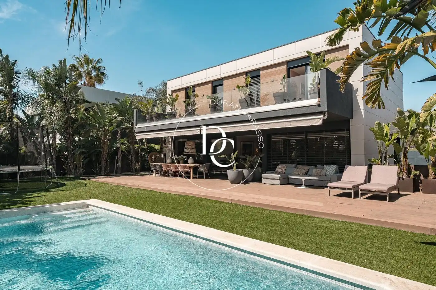 Terraza de Casa o chalet de alquiler en Sitges con Aire acondicionado, Calefacción y Jardín privado