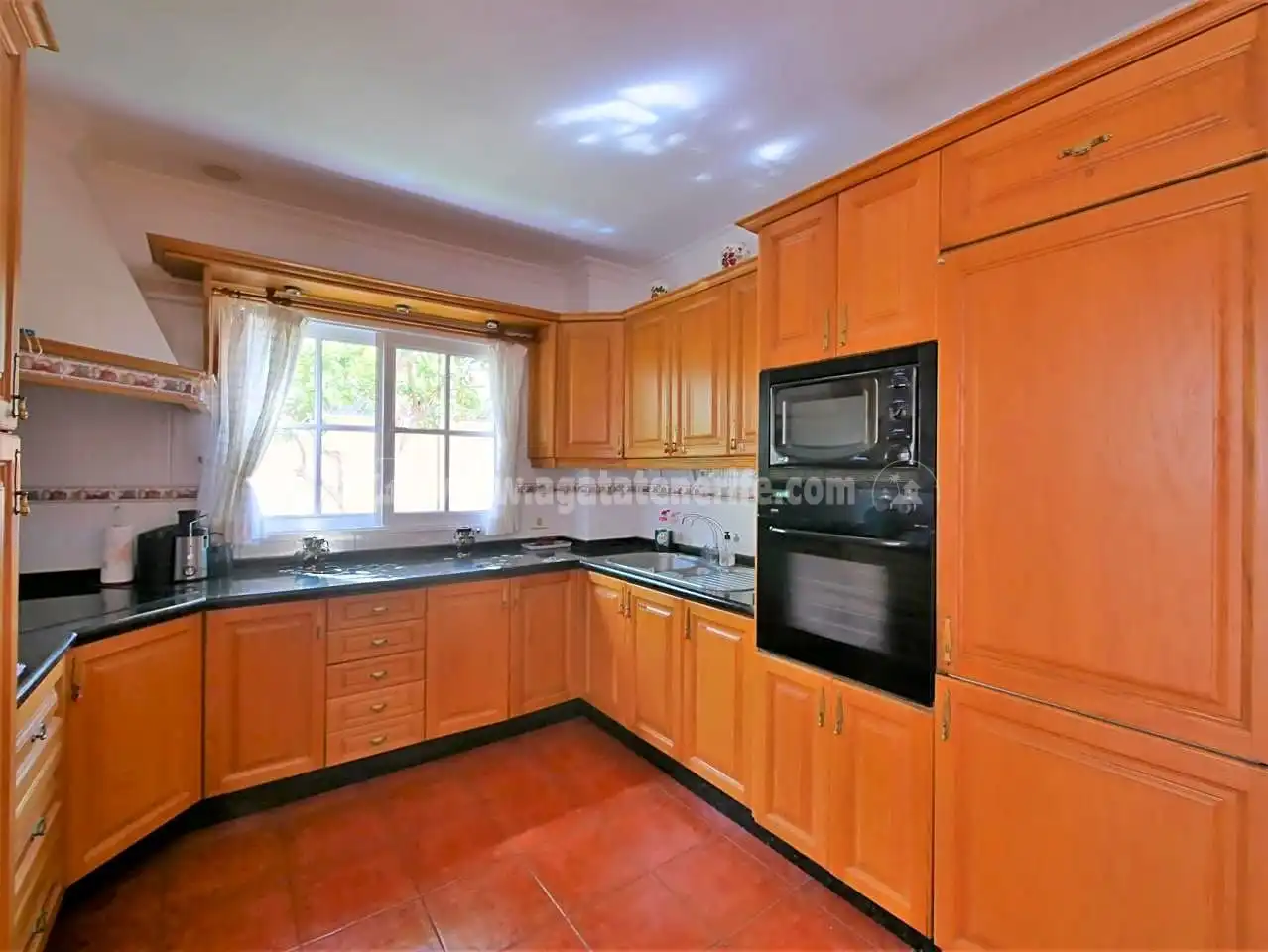 Cocina de Casa o chalet en venta en Los Realejos con Jardín privado, Terraza y Trastero