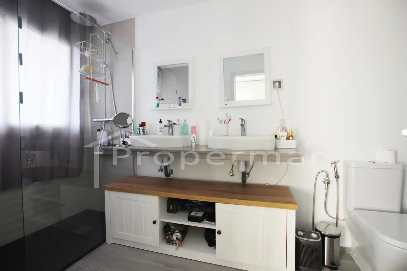 Bathroom of Detached homes for sale in Caldes d'Estrac  with Air Conditioner, Heating and Private garden