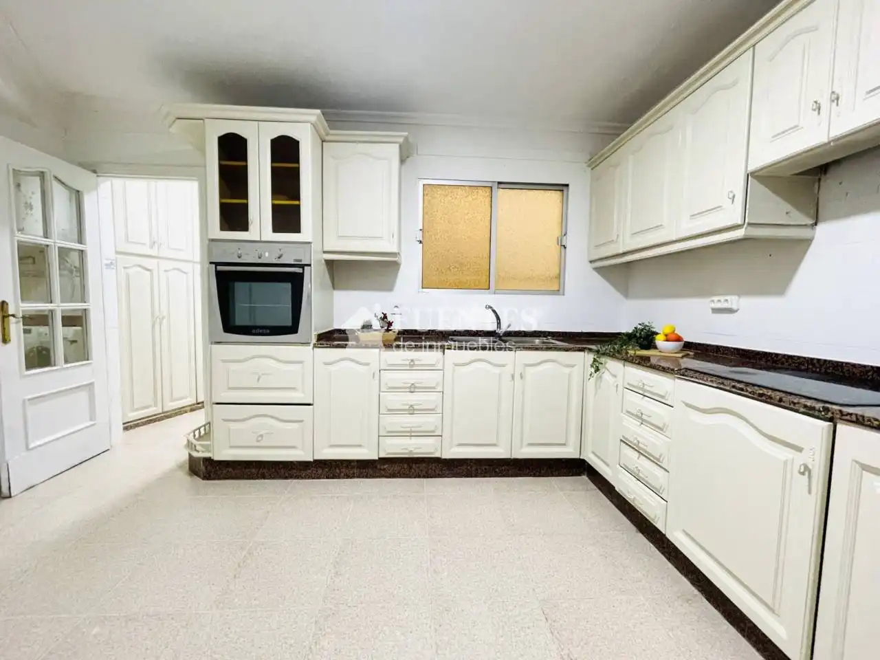 Cocina de Piso en venta en Alicante / Alacant con Aire acondicionado y Terraza