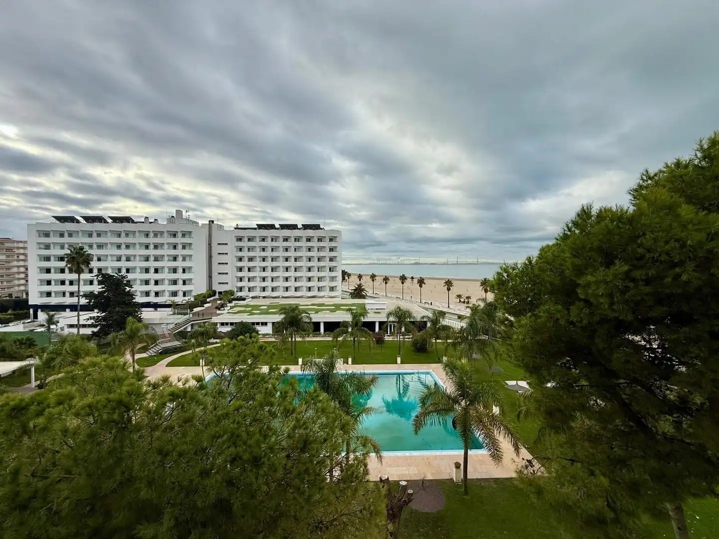Dormitori de Pis en venda en El Puerto de Santa María amb Aire condicionat, Calefacció i Jardí privat