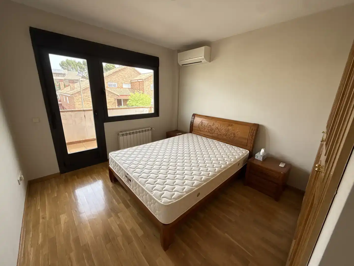 Dormitori de Casa o xalet en venda en Villaviciosa de Odón amb Aire condicionat, Piscina i Balcó