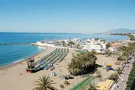 Vista exterior de Estudio en venta en Marbella con Amueblado y Piscina comunitaria