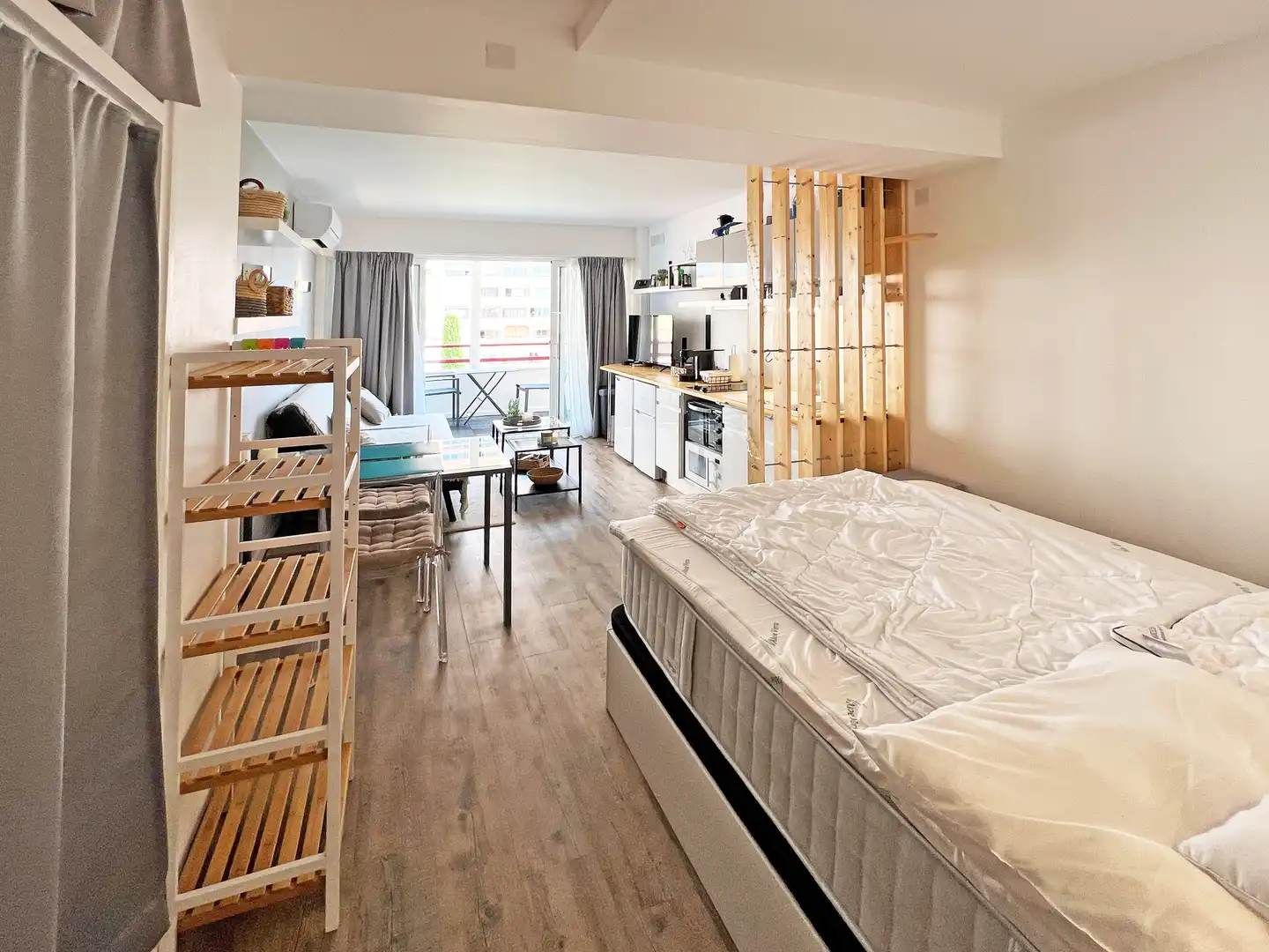 Habitación de Apartamento en venta en Roses con Aire acondicionado, Amueblado y Balcón