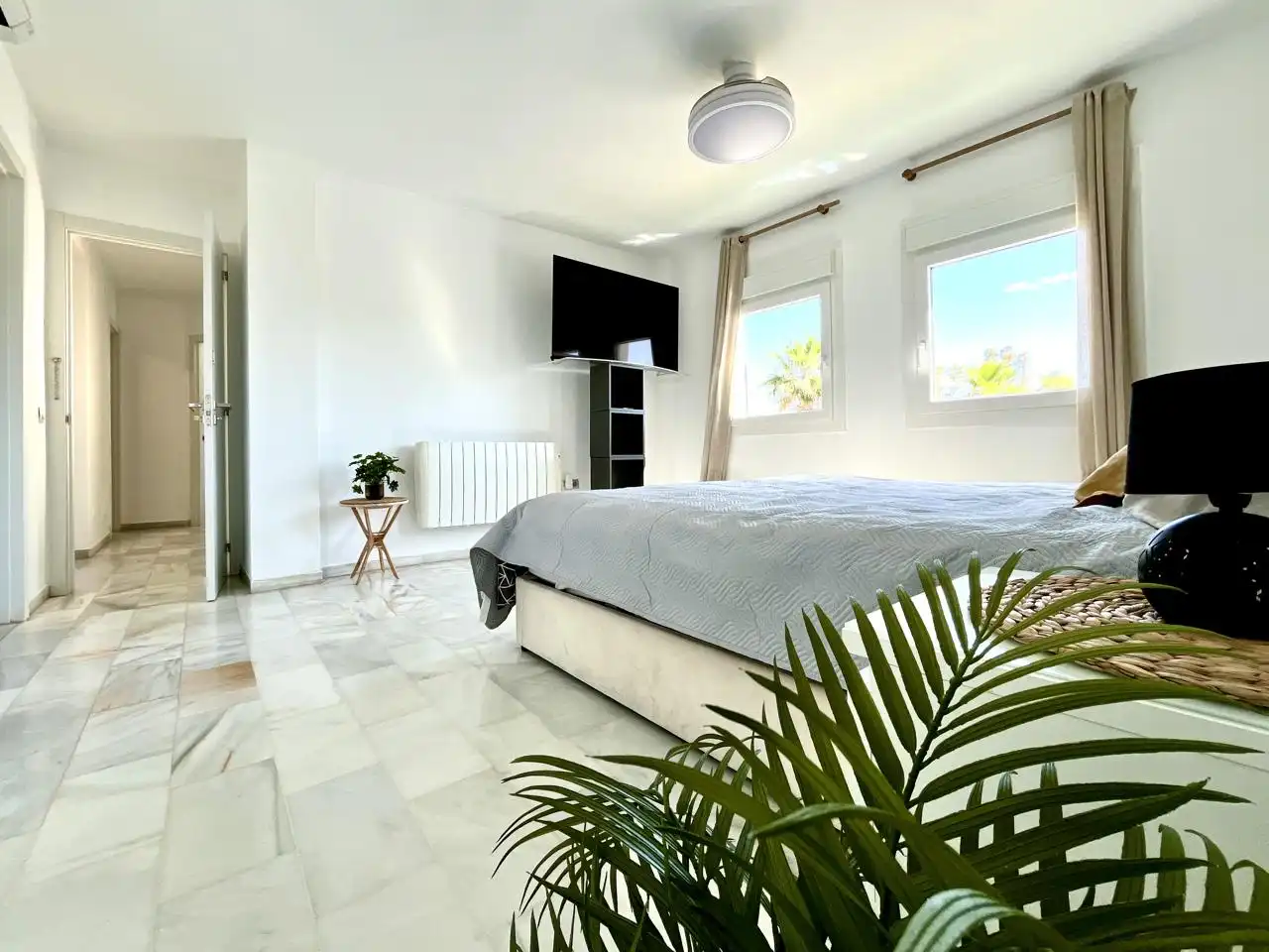 Habitación de Casa o chalet en venta en Torremolinos con Jardín privado, Terraza y Piscina