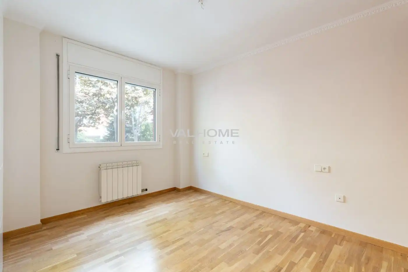 Schlafzimmer von Wohnung zum Verkauf in Sant Cugat del Vallès mit Klimaanlage, Heizung und Parkett