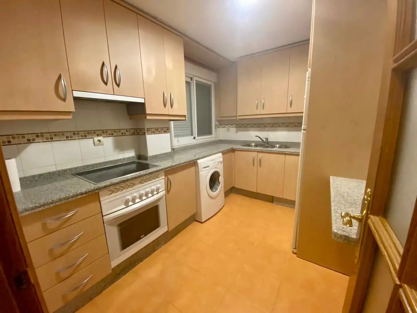Cocina de Piso en venta en Albolote con Aire acondicionado, Trastero y Amueblado