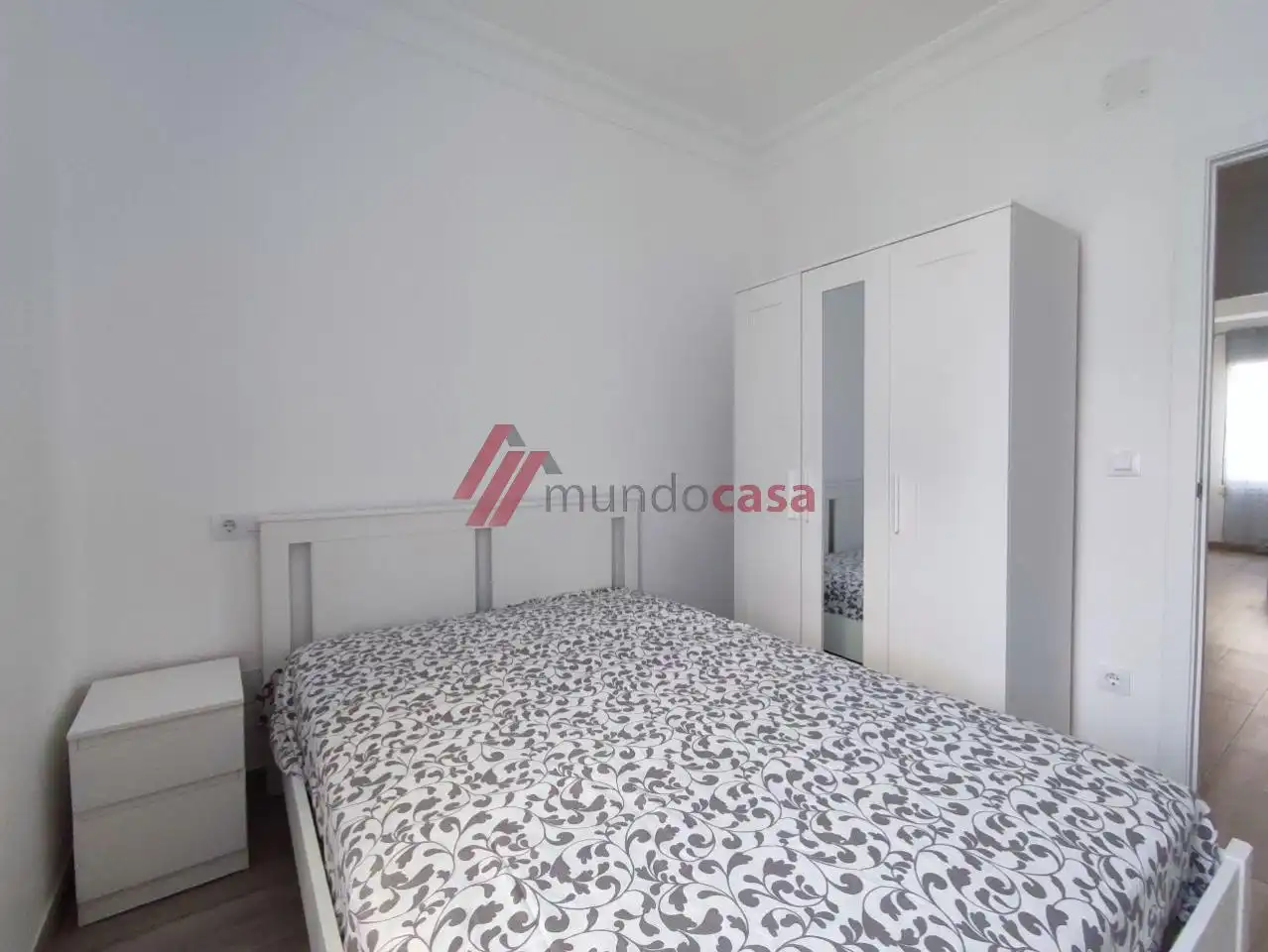 Habitación de Piso de alquiler en Ferrol con Calefacción y Amueblado