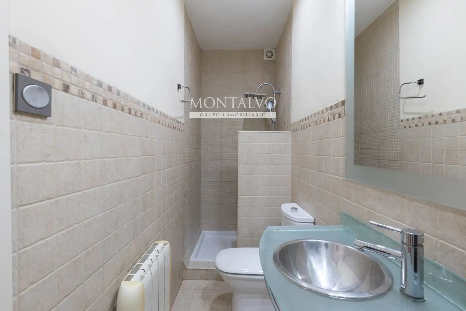 Baño de Casa adosada en venta en Chauchina con Aire acondicionado, Calefacción y Piscina
