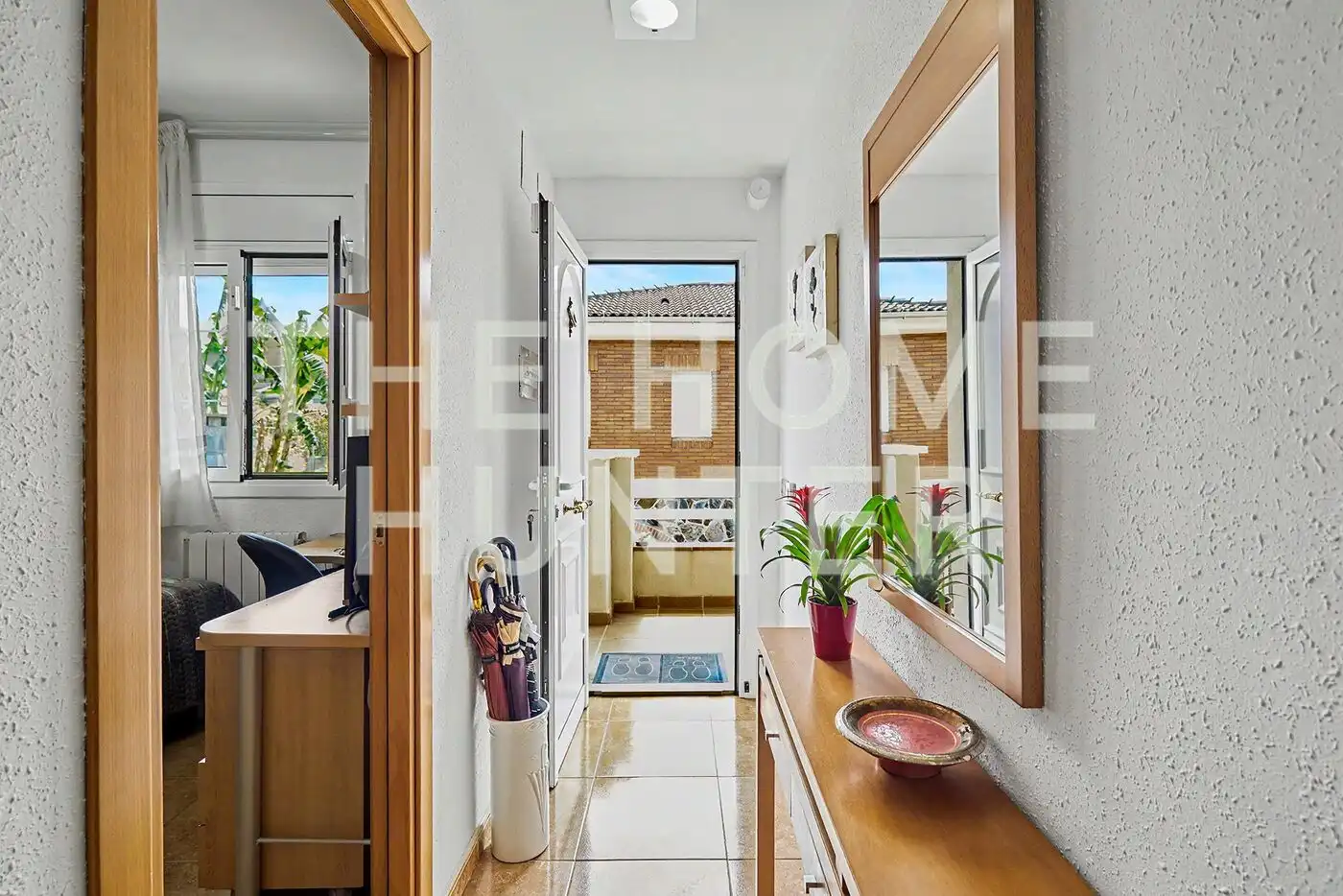 Houses for sale in Barcelona  with Air Conditioner, Heating and Private garden
