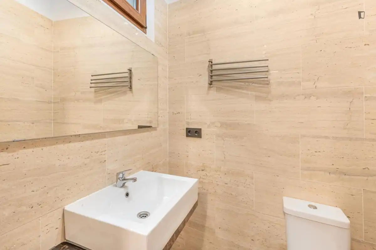 Bany de Apartament de lloguer en Málaga amb Aire condicionat, Moblat i Forn