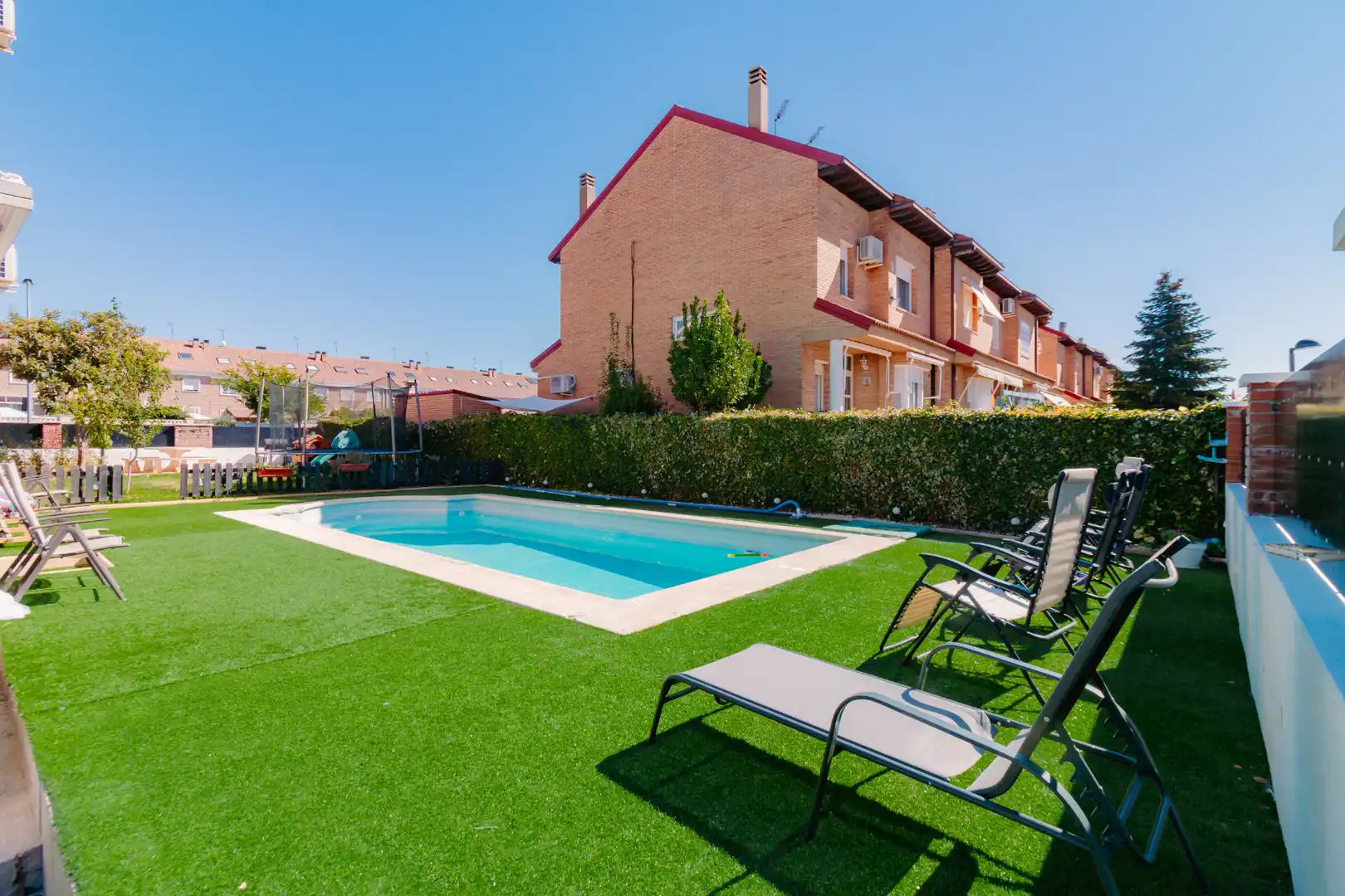 Villa mit Pool zum Verkauf in Barrio Venecia - Nueva Alcalá, imagen 5