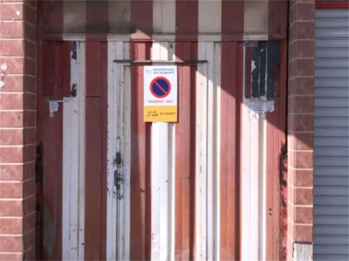 Parkplatz von Garage zum Verkauf in Santurtzi 