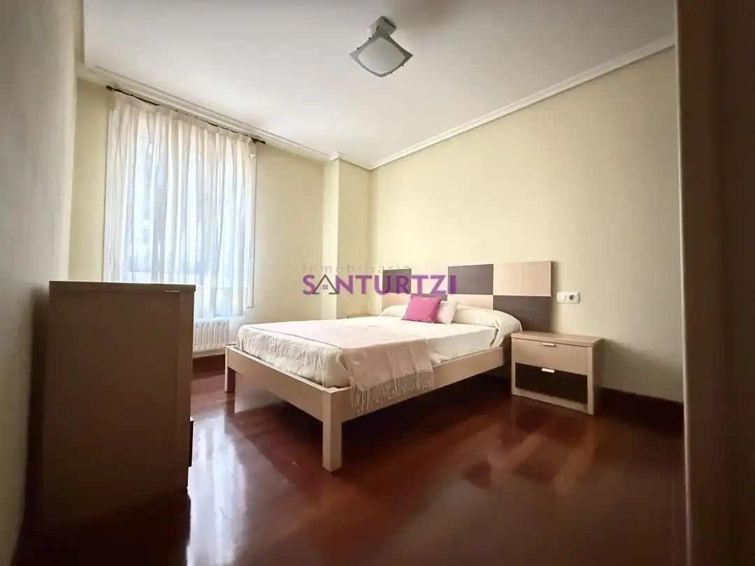 Bedroom of Flat for sale in Santurtzi   with Heating, Terrace and Furnished